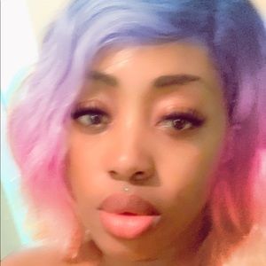 Meet your Posher, Nikki